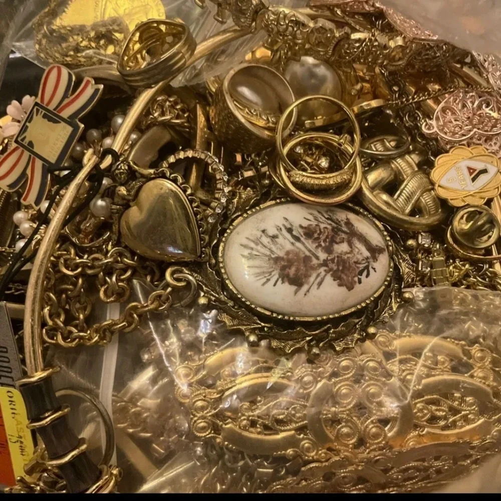 2 LB Vintage Modern Jewelry Lot- MYSTERY BOX! Wearable Estate Sale Designer